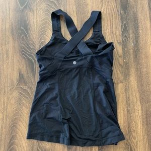 LULULEMON tank size 6
